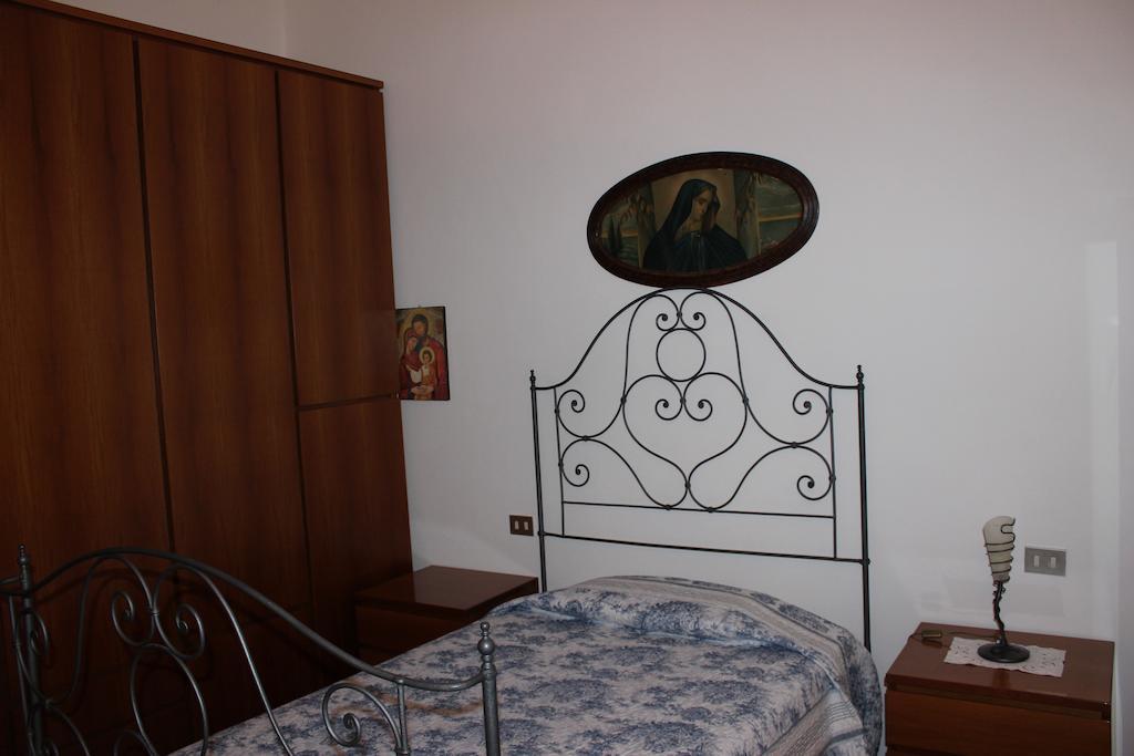 Il Vecchio Cipresso Apartamento San Gimignano Quarto foto